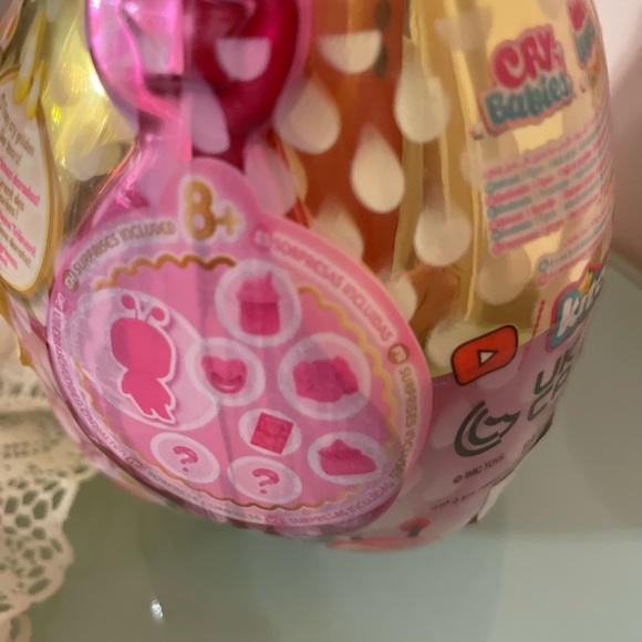 Cry Babies Magic Tears Music Gold Edition | 8 Surprises and Accessories - Picture 10 of 12